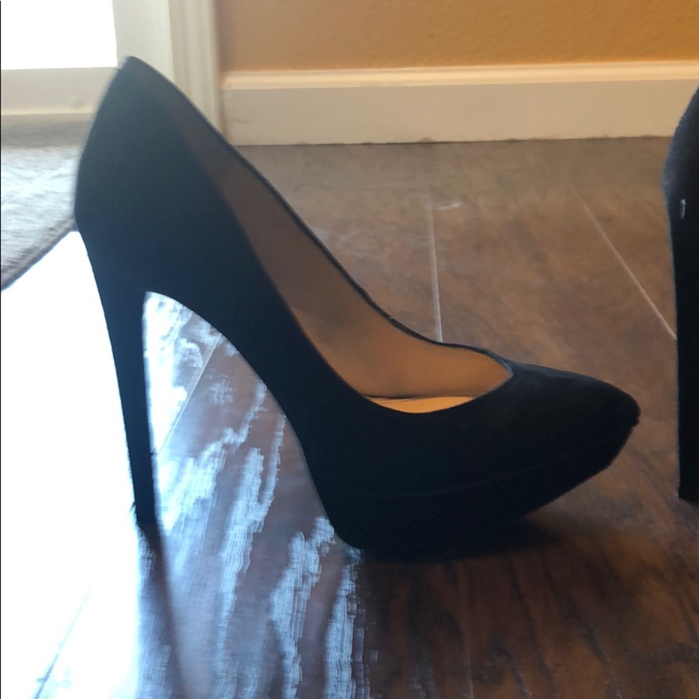 Jessica Simpson heels - Picture 2 of 4